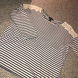Navy Blue Striped 3/4 Sleeve Top